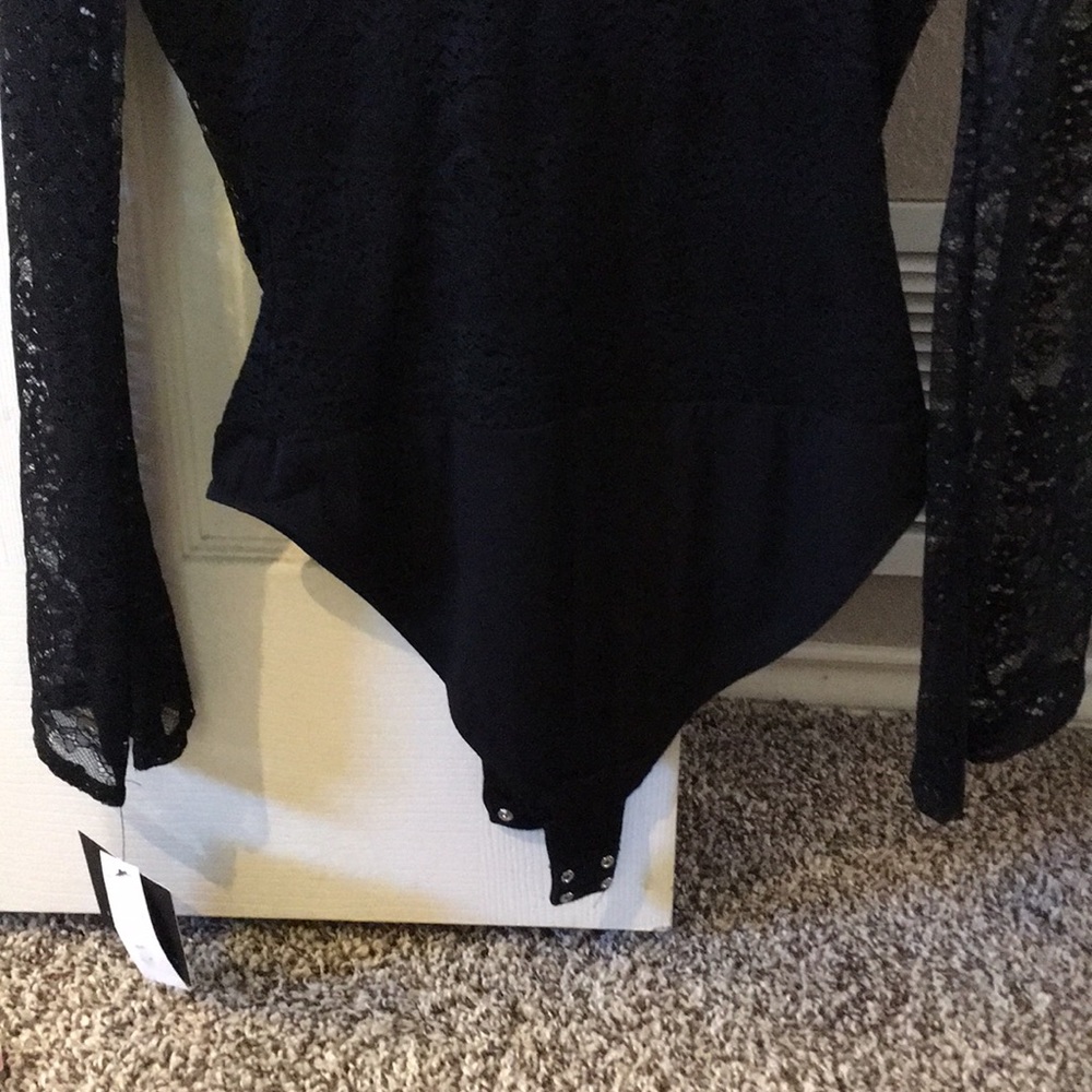 Top - Picture 2 of 7